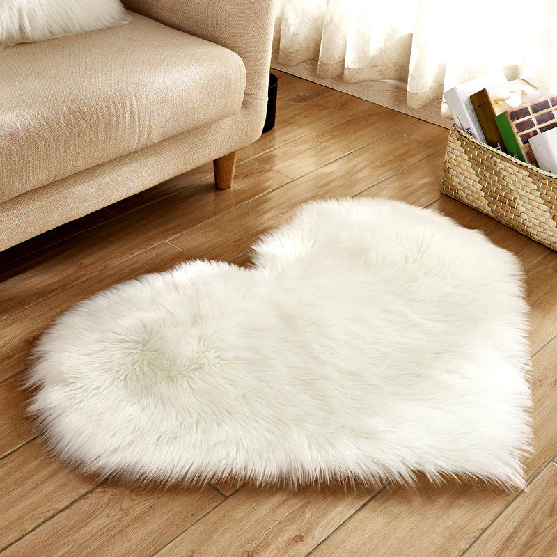 Heart Shape Solid Color Rug Multi-Color Simple Area Carpet Fluffy Anti-Slip Backing Pet Friendly Indoor Rug for Living Room