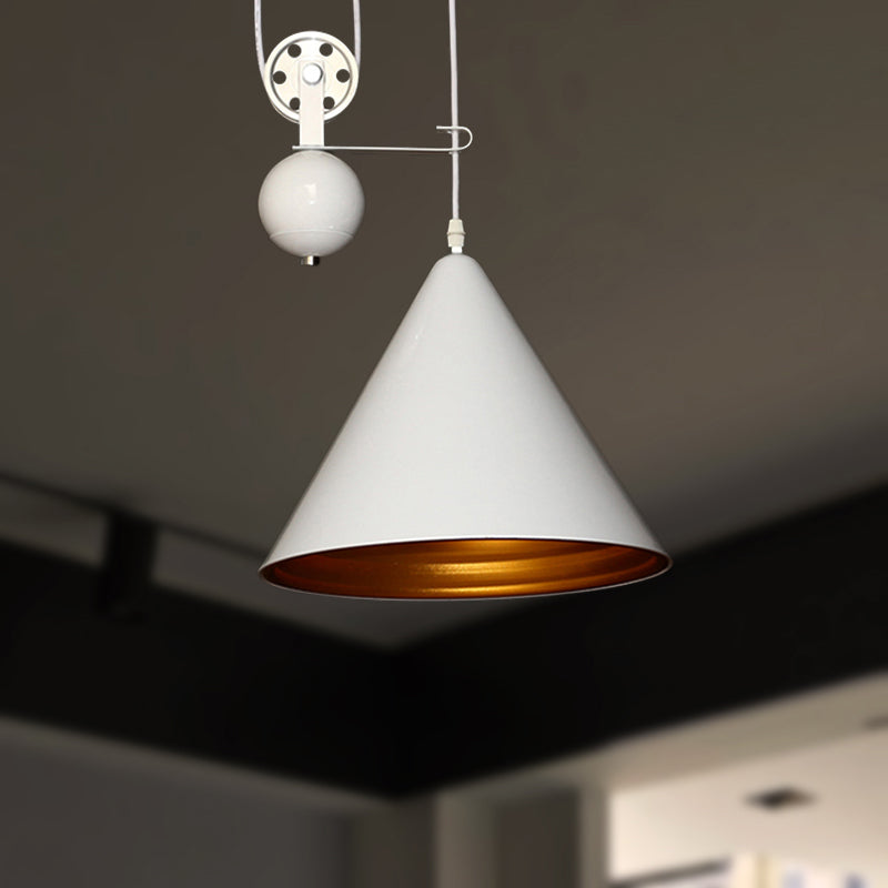 Lampada sospesa conica di finitura in bianco/nero con puleggia in stile industriale 1 illuminazione a sospensione per la fattoria leggera