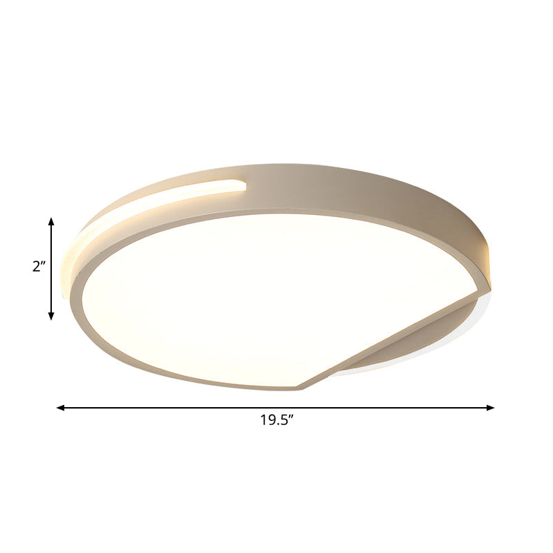 Round Ceiling Flushmount Simplicity Metal 1 Light 16"/19.5" Wide White Flush Lighting in Warm/White Light