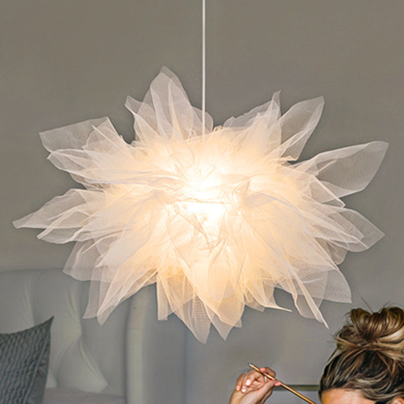 1 Light Flower Pendant Lighting Fixtures Nordic Style Fabric Hanging Ceiling Light for Bedroom