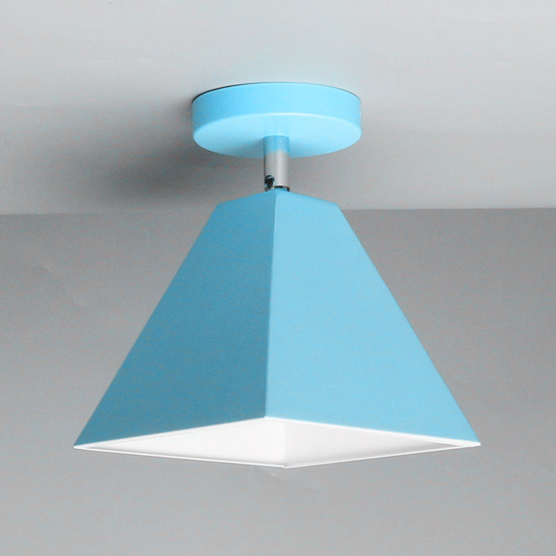 Trapezoide Flush Light 1 Light Metal Modern Flush Mtero Aftea del soffitto