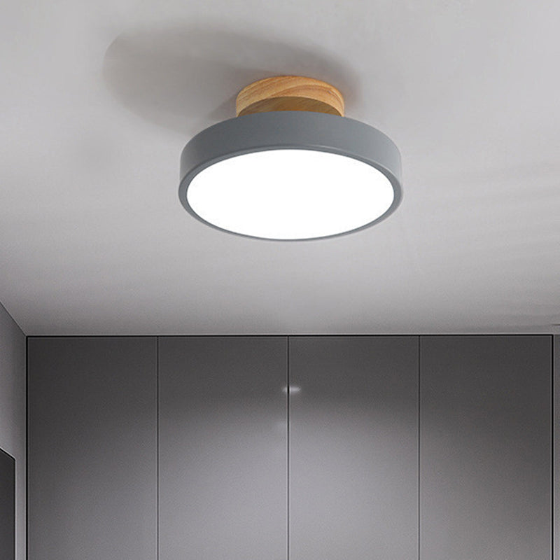 Luce a sfioramento a filo rotondo Luce minimalista del soffitto acrilico a monte per camera da letto