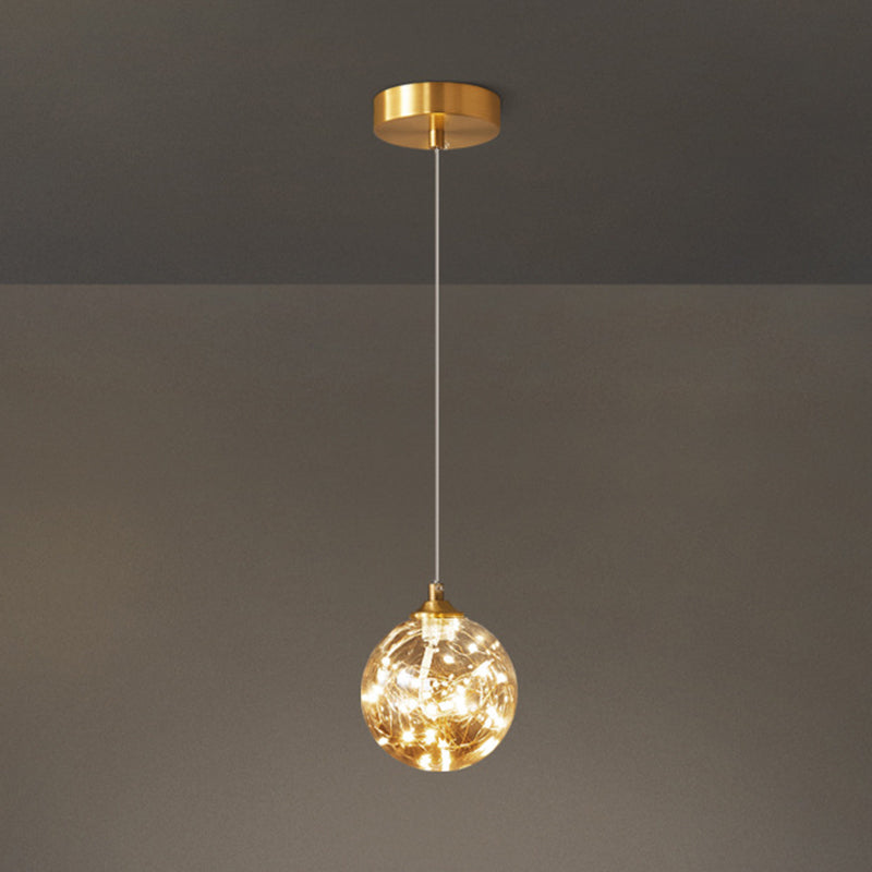 Finition en laiton globe suspension lampe nordique en verre ambre LED Éclairage pendentif étoilé pour la chambre