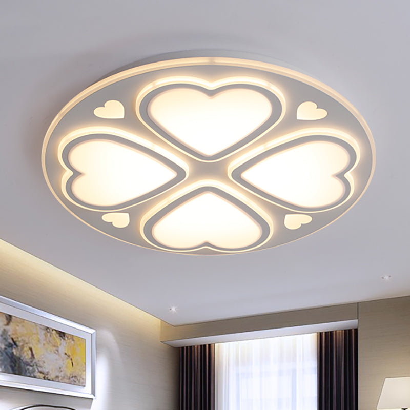 16.5"/20.5"/24.5" W Clover Flush Mount Lighting Contemporary Metal and Acrylic Shade White Flush Ceiling Lamp in White/Warm