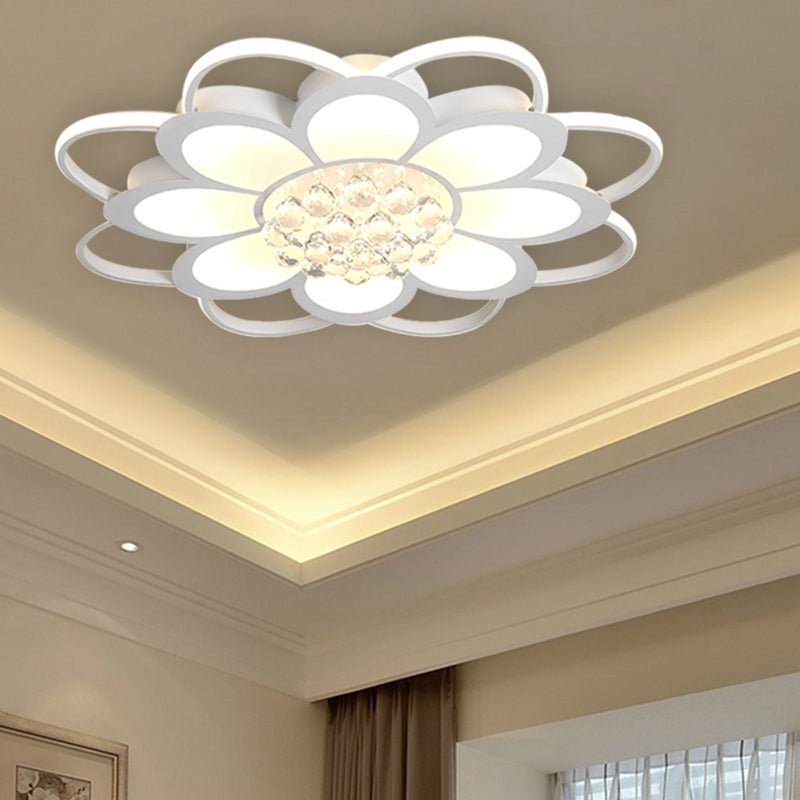 20,5 "/27" /31.5 " W LED Crystal Flush Light Simple White Floral Living Room Flush Mount Lamp in Warm / White/3 Color Light