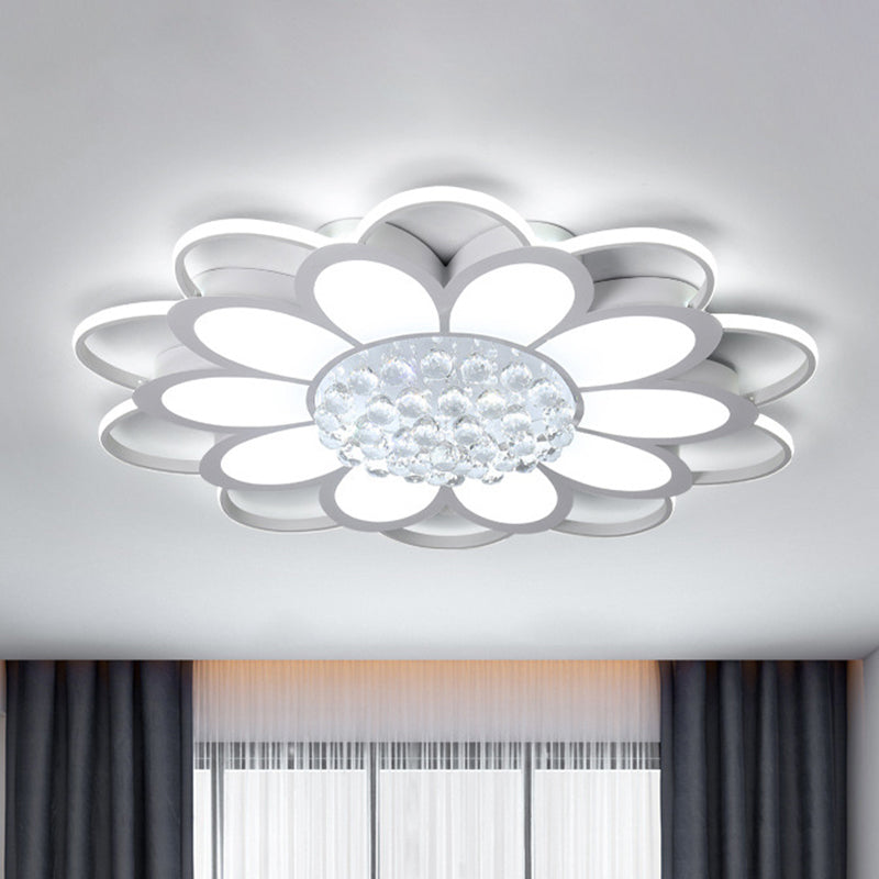 20,5 "/27" /31.5 " W LED Crystal Flush Light Simple White Floral Living Room Flush Mount Lamp in Warm / White/3 Color Light