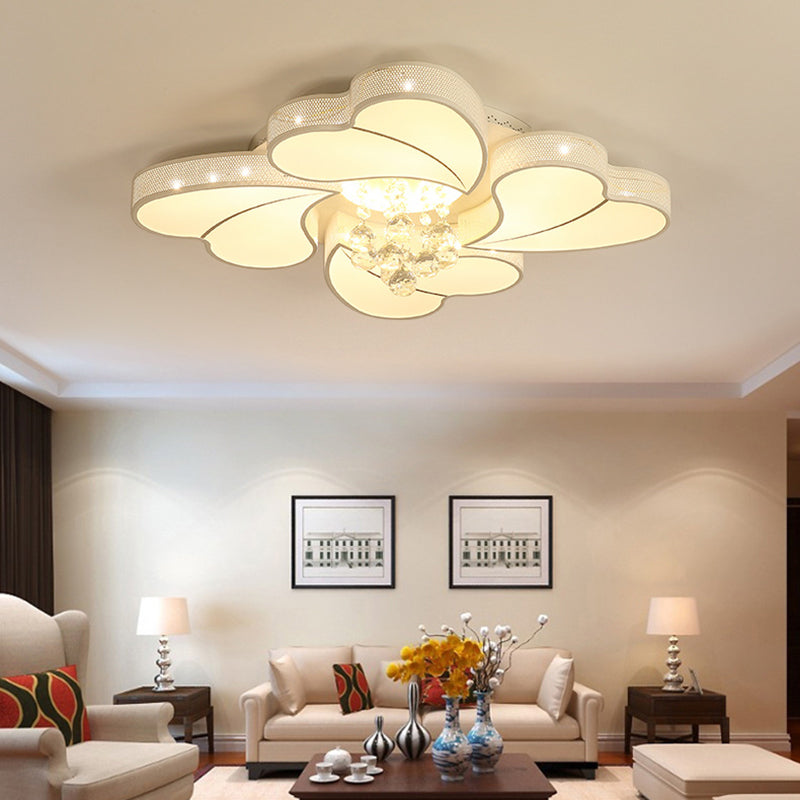 20.5"/24.5"/28.5" W LED Flower-Shaped Flush Light Fixture Simple White Crystal Flush Mount Lighting for Living Room in White/3 Color Light