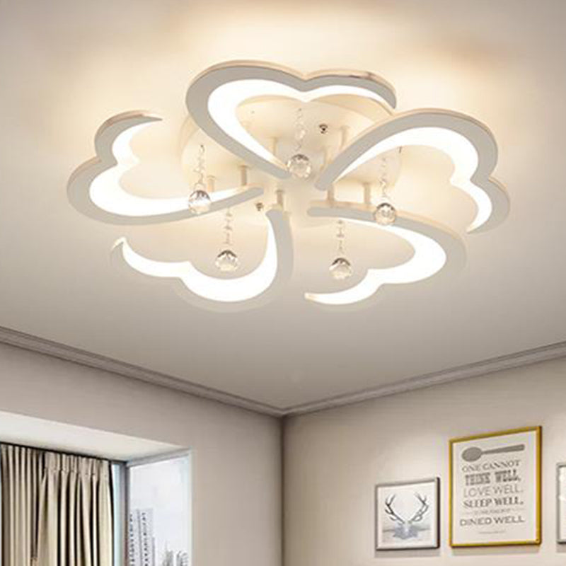 23"/43" W Heart Living Room Flush Mount Simple Acrylic 5/15 Lights White Flush Light Fixture in Warm/White/3 Color Light