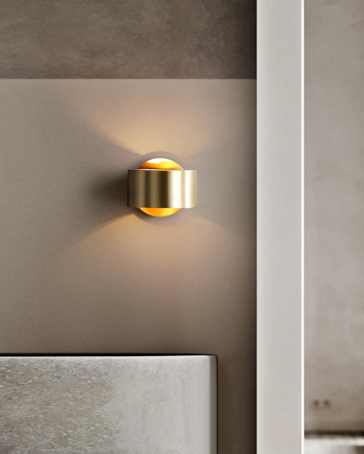 Bedroom Decoration Modern Brass Wall Sconce 1 Light Round Shape Wall Mount Light for Bedside