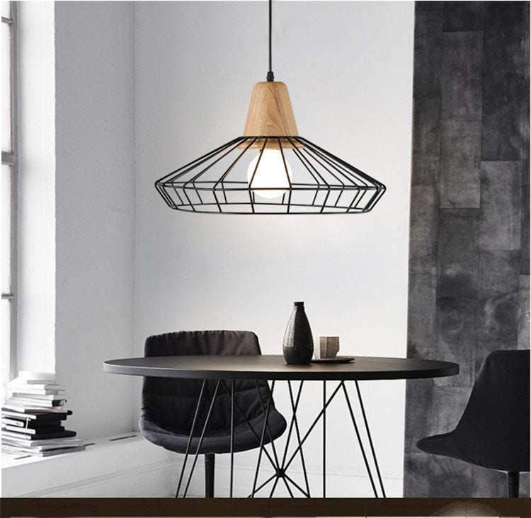 Black Metal 1 Light Pendant Light Industrial Retro Wire Cage Hanging Lamp for Restaurant