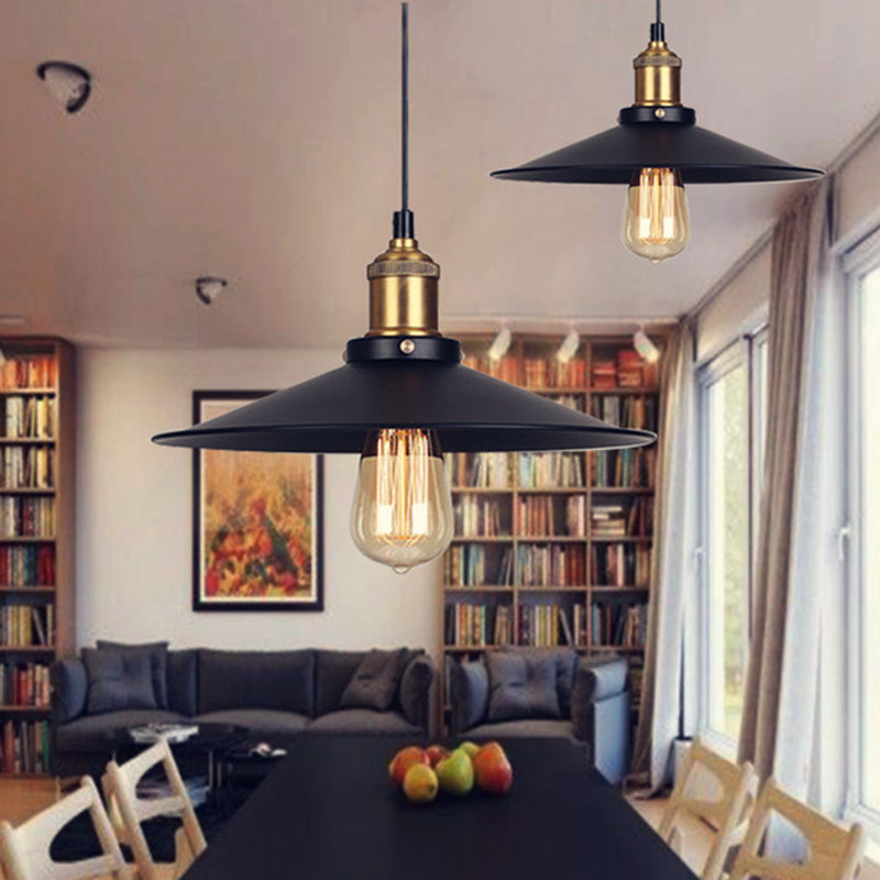 Black Saucer Shade Pendant Light Retro Metal Single Bulb Hanging Lamp for Bedroom