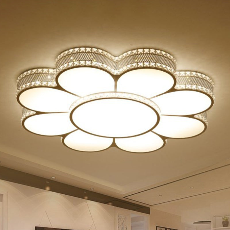 White 19.5"/23.5"/31.5" W LED Flush Light Modern Acrylic Petal Ceiling Flush Mount Lamp in Warm/White/3 Color Light