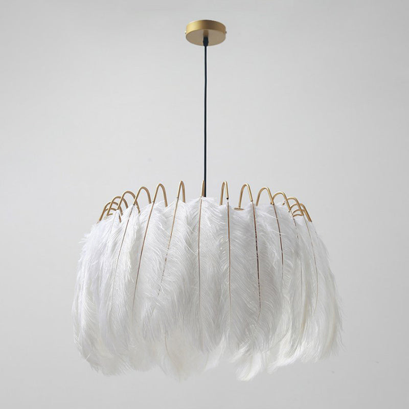 Candelera de techo de plumas de avestruz Luz de techo colgante moderno creativo