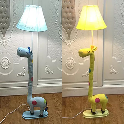 Giraffe Shaped Floor Light with Tapered Shade 1 Light Animal Fabric Floor Lamp for Bedroom