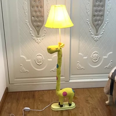 Giraffe Shaped Floor Light with Tapered Shade 1 Light Animal Fabric Floor Lamp for Bedroom