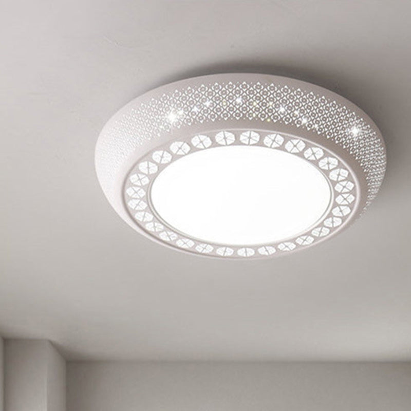 23"/35" W LED Flush Ceiling Light Simple Cutout Acrylic Flush Mount Lighting in White for Bedroom, White/3 Color Light