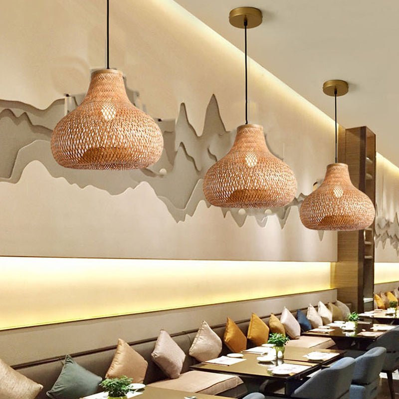 Traditionary 1 Bulb Ceiling Lamp Wood Jar Hanging Pendant Light with Bamboo Shade for Restaurant