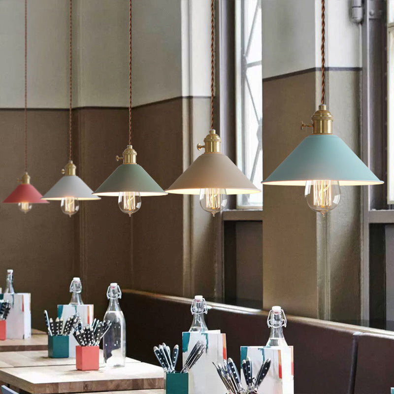 Metaal taps toelopend hangende licht Noordse moderne stijl 1 lichte restaurant plafond hanglamp