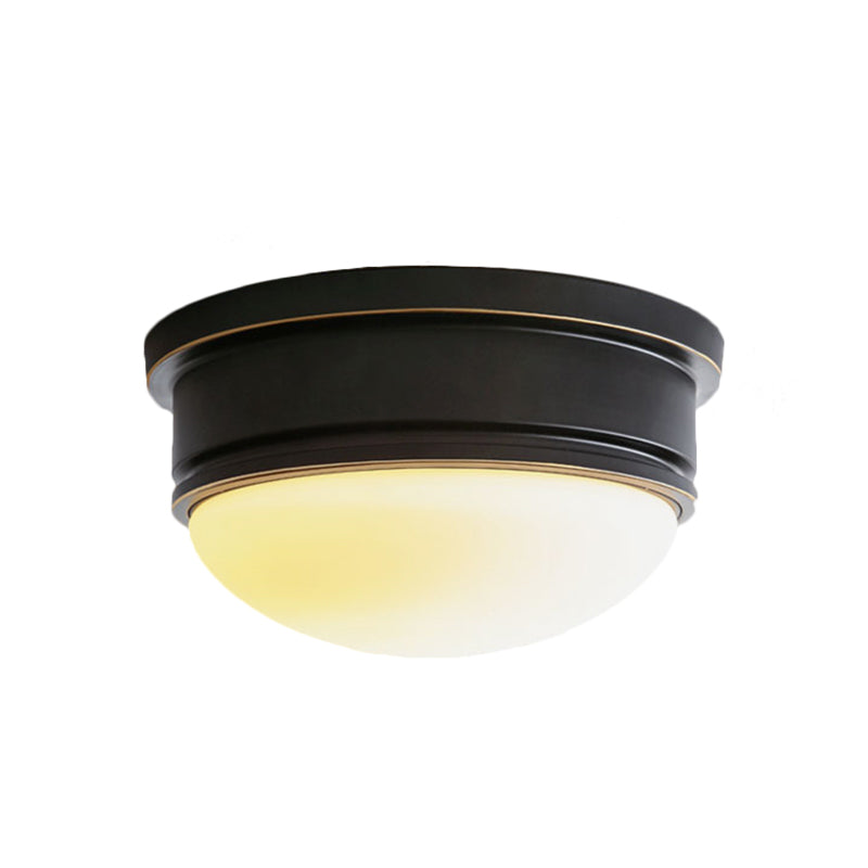 Milk Glass Hemisphere Flush Montaggio Lampada Rustico 3 Teste Massimale Montato Light con Black Metal Canopy