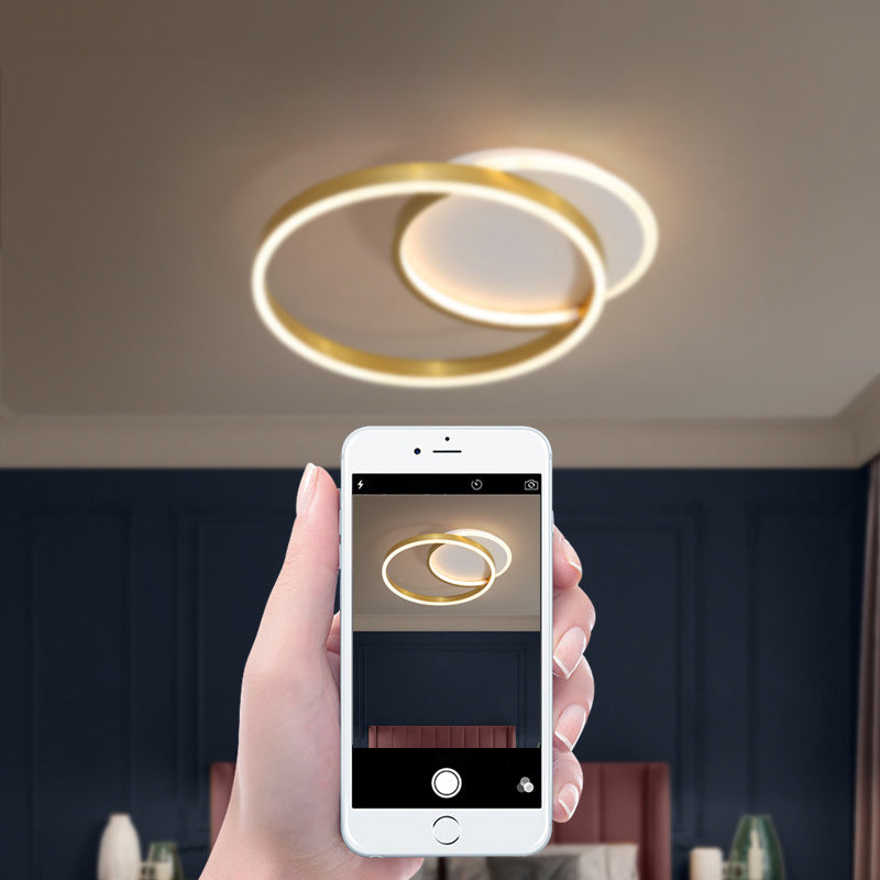 Contemporary Circle Close to Ceiling Lighting Metal LED Bedroom Ceiling Mounted Light