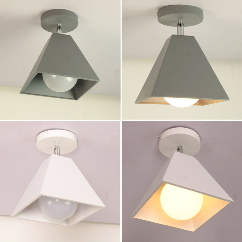 1 Light Macaroon Style Semi Flush Mound Light Metal Cone Cone Shade Plafond Lampe pour le couloir