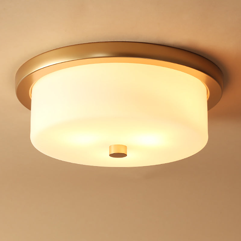 Drum Eetkamer Flush Mount Licht Koloniaal Wit Handblown Glas 3 Bulb Goud Dicht bij Plafondlamp