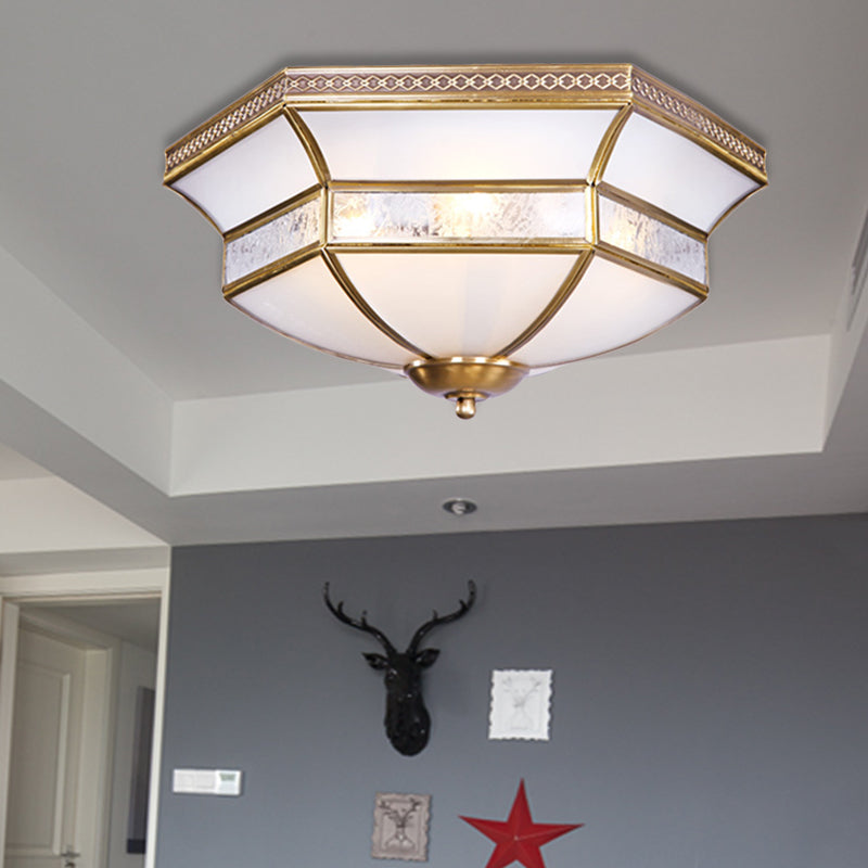 Lampada da incasso per soggiorno a 3/4 teste in vetro bianco smerlato a soffitto in ottone smerlato