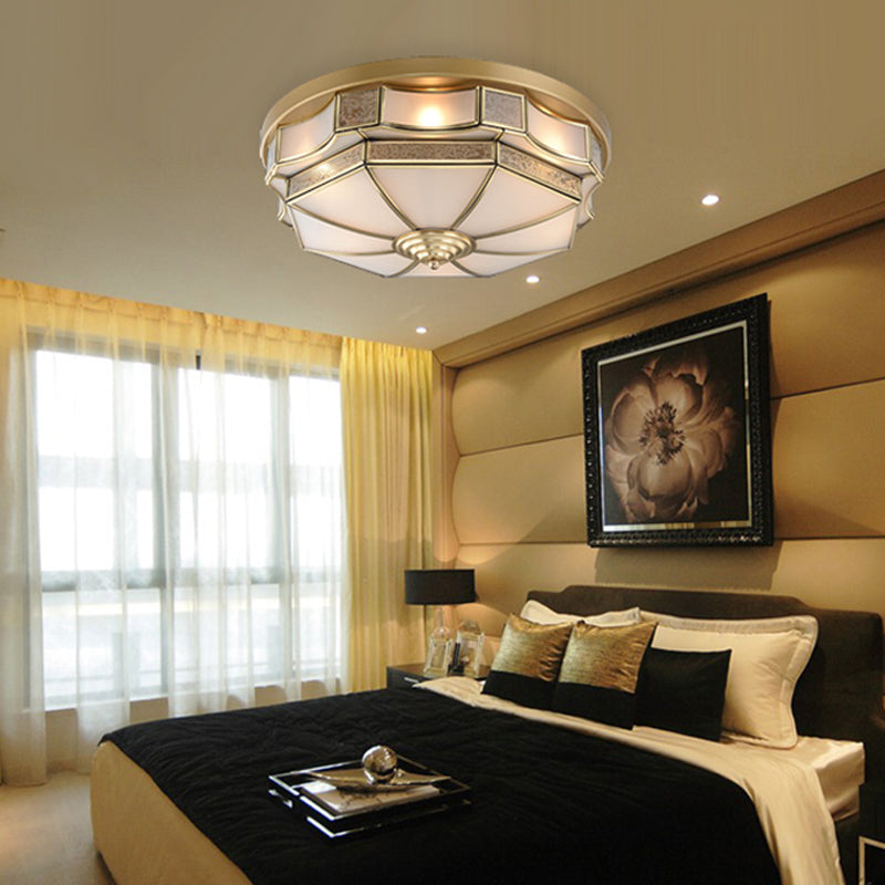 Curved Frosted Glass Brass Ceiling Flush Scallop 3/5 Heads Colonialist Flush Mount Lamp for Bedroom