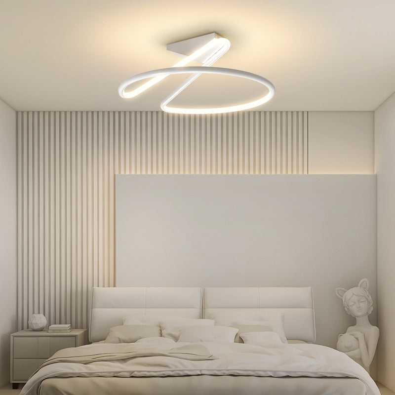 Circle Semi Flush Mount Light Modern Simplicité Assymer Mount Light de plafond pour chambre à coucher