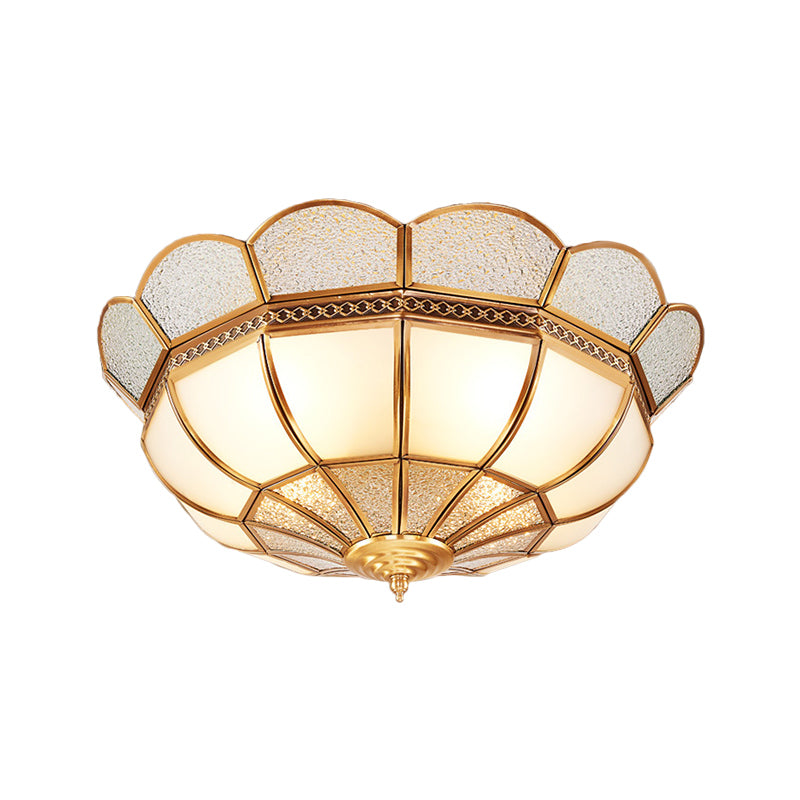 Deckeneinbauleuchte mit 4 Leuchten, traditionelle Blumen-Milchglas-Deckeneinbauleuchte in Gold für Schlafzimmer