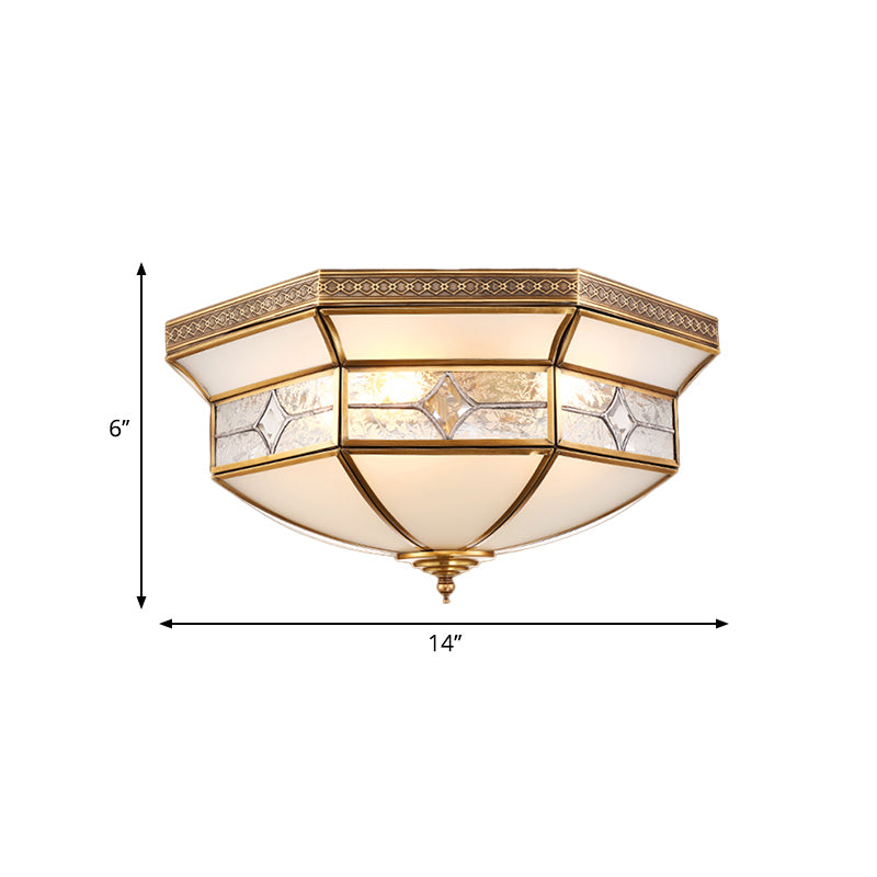 3/4/6 Lichten Binnenplafondlamp Fixture Traditionele Messing Flush Mount met Bowl Gebogen Frosted Glass Shade