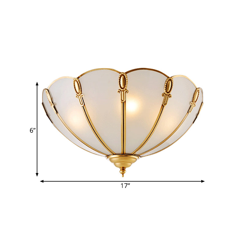 17 "/21" W Classic Scallop Flush Mount 3/4 Bulbs Metall Deckenleuchte in Brass für Schlafzimmer