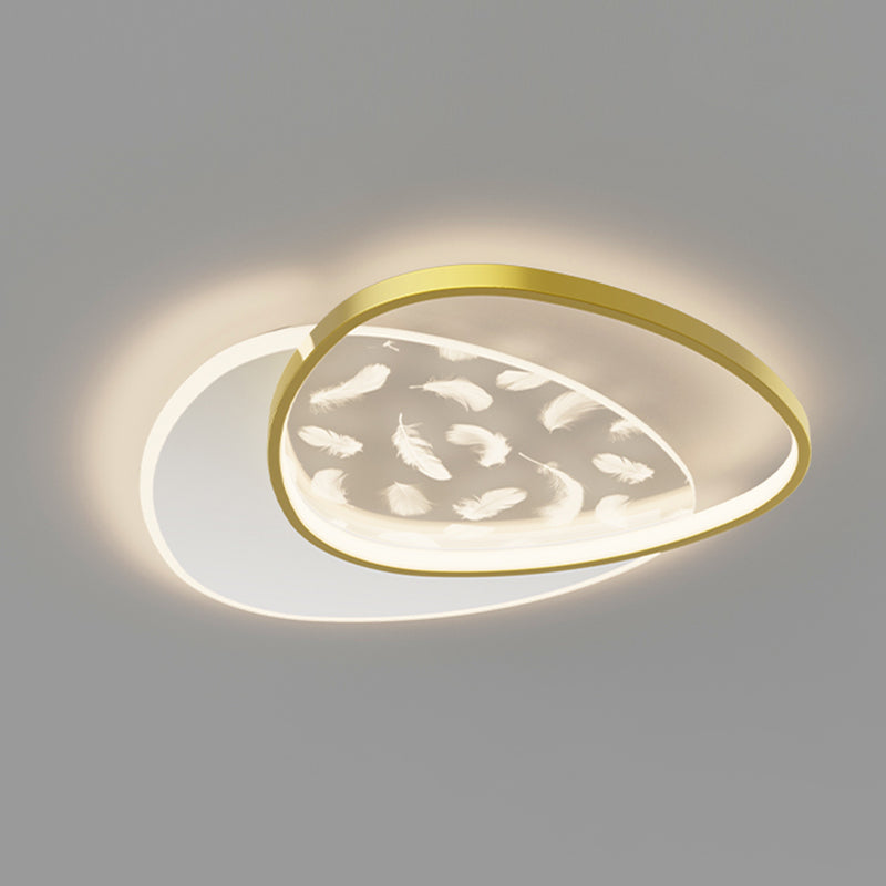 Luce a soffitto a led con piuma dorata in oro acrilico in moderno supporto in metallo oblungo in stile conciso per spazi interni