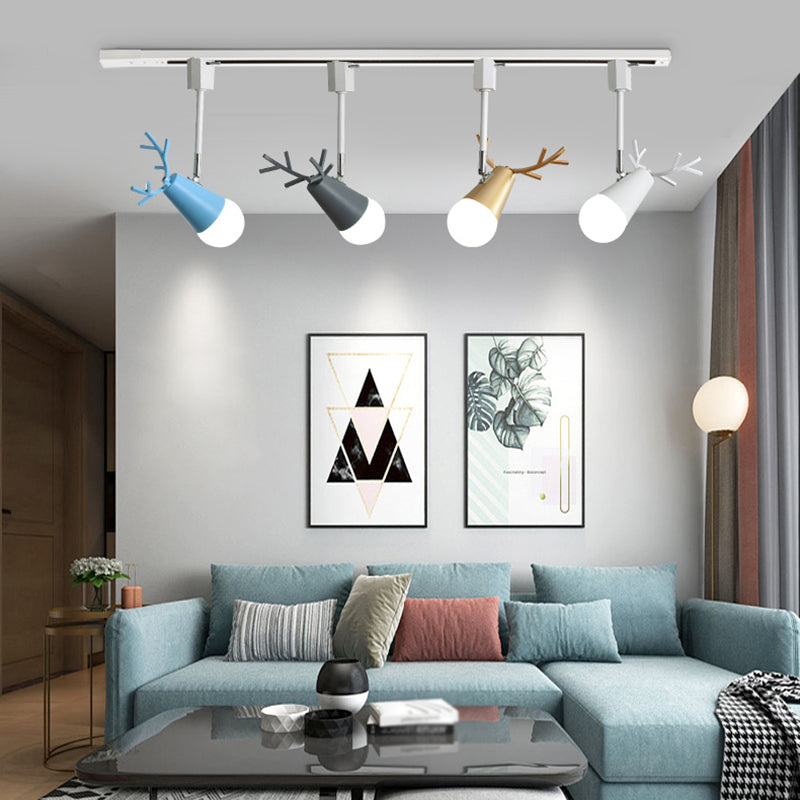 Nordic Log Plafond Track Light Personnalized Antlers Home Fonding Mall Vêtements Vence de vêtements Spotlight Commercial