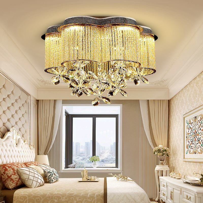 Modern Scalloped Ceiling Mount Light Fixture Clear Crystal Glass LED Bedroom Flushmount Lighting in Gold