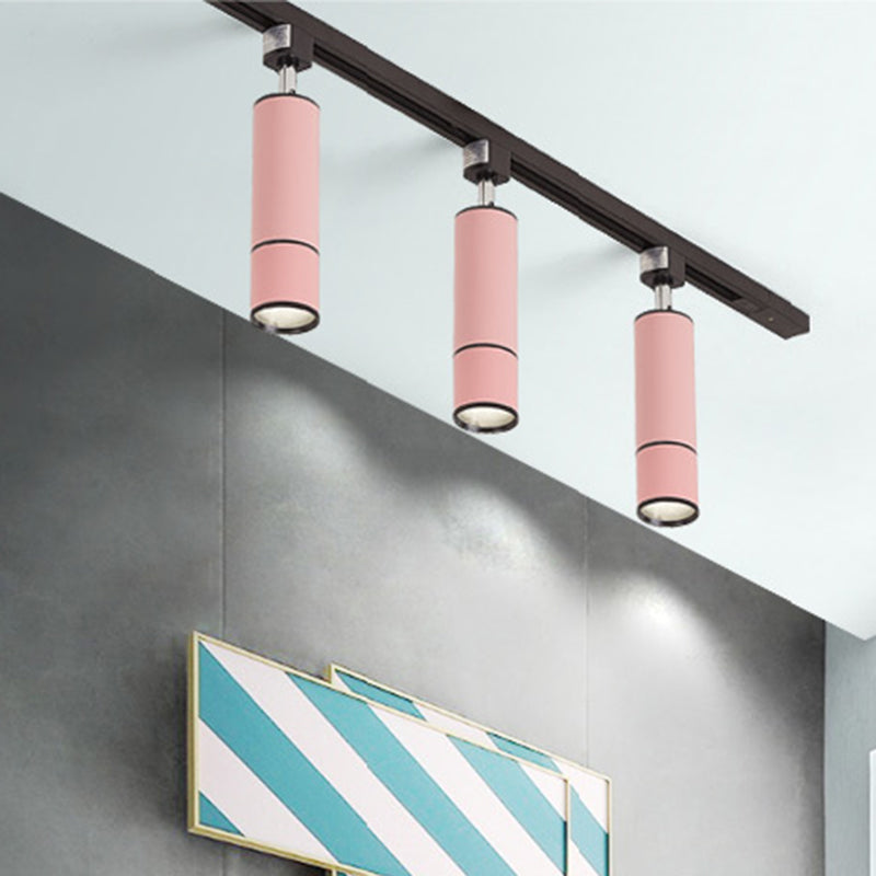 Nordic 3 Lichter Metallstrecke Scheinwerfer Flush Mount Deckenleuchte für Foyer und Schlafzimmer