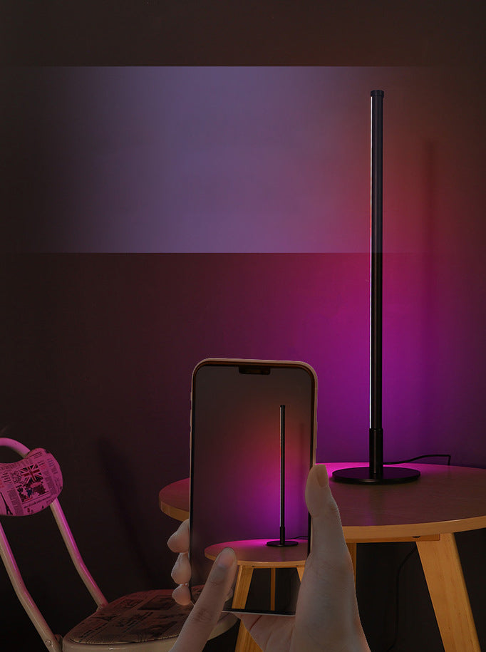 Metall Stick Schatten RGB Nachtlampe Einfachheit LED Black Tischbeleuchtung für Schlafzimmer