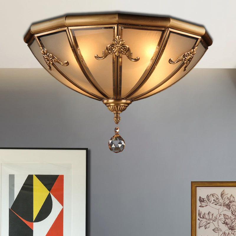 14 "/18" Wide 4 Luci Living Room Flush Light Fixture Tradizionale Brass Flush Mount Lighting con Bowl Frosted Glass Shade