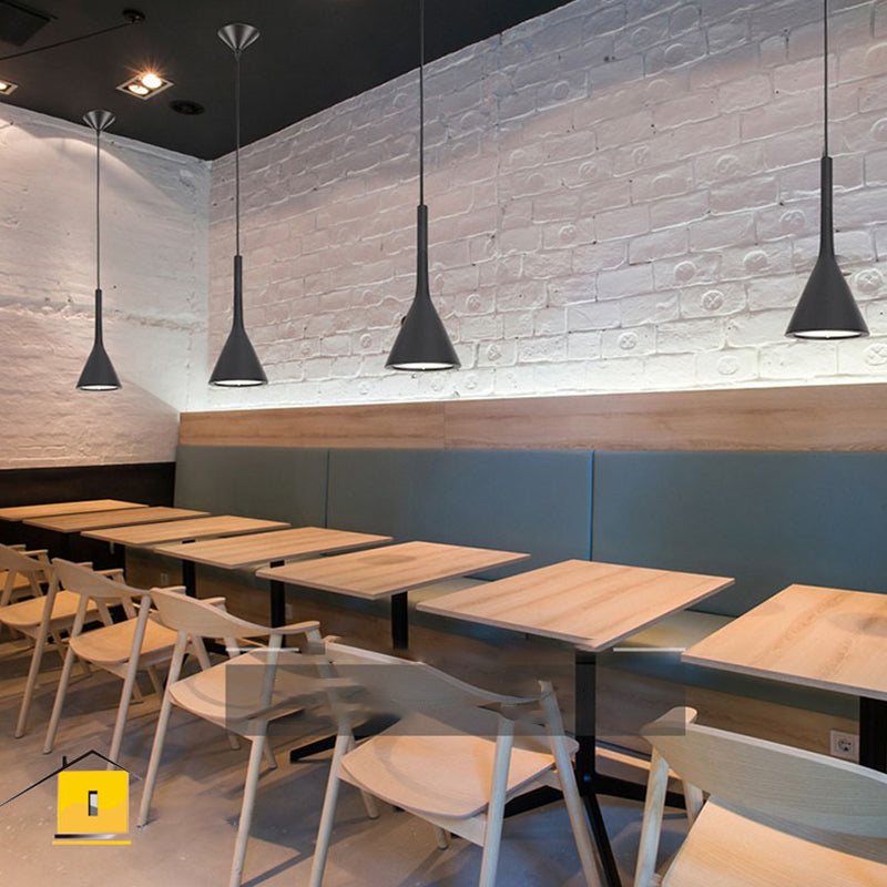 Metaal taps toelopend hangende licht Noordse moderne stijl 1 lichte restaurant plafond hanglamp