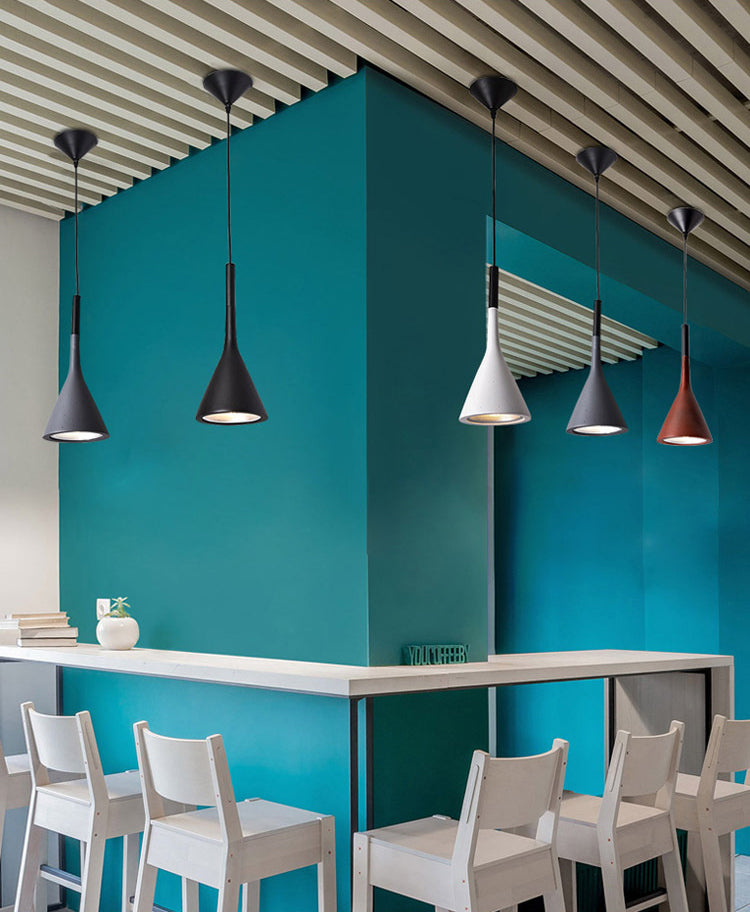 Metaal taps toelopend hangende licht Noordse moderne stijl 1 lichte restaurant plafond hanglamp