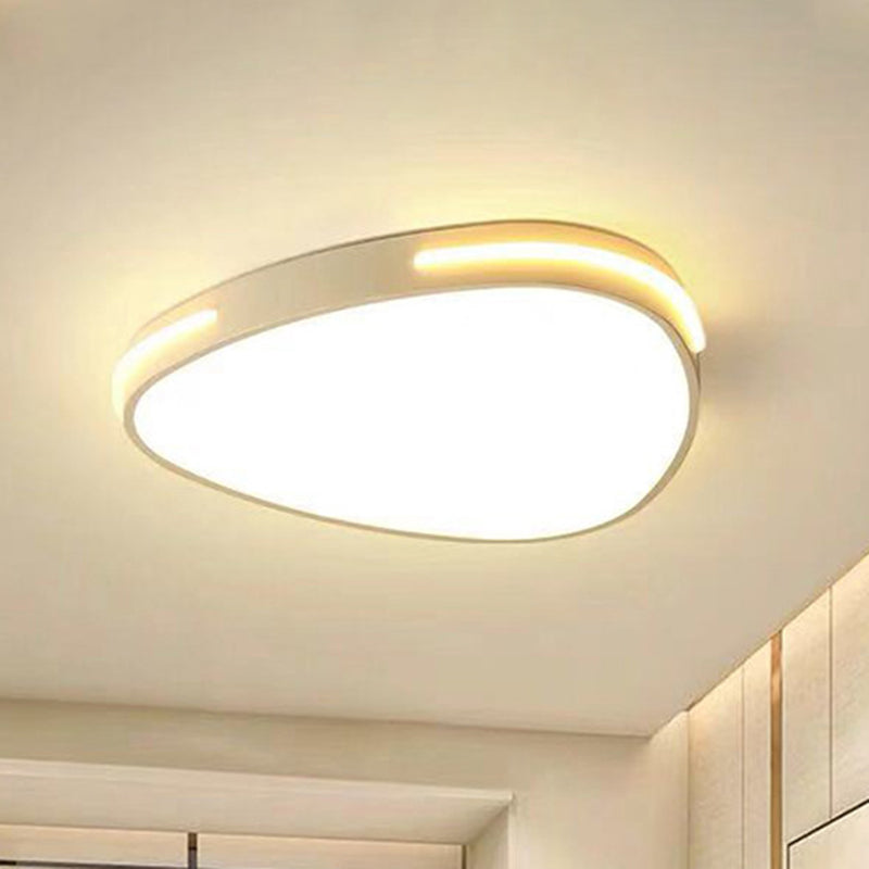 Triangle Flush Mount Halterung Einfache Stil Metall-Schlafzimmer LED Deckenleuchte in Weiß, 16 "/19.5" /23.5 " Breite