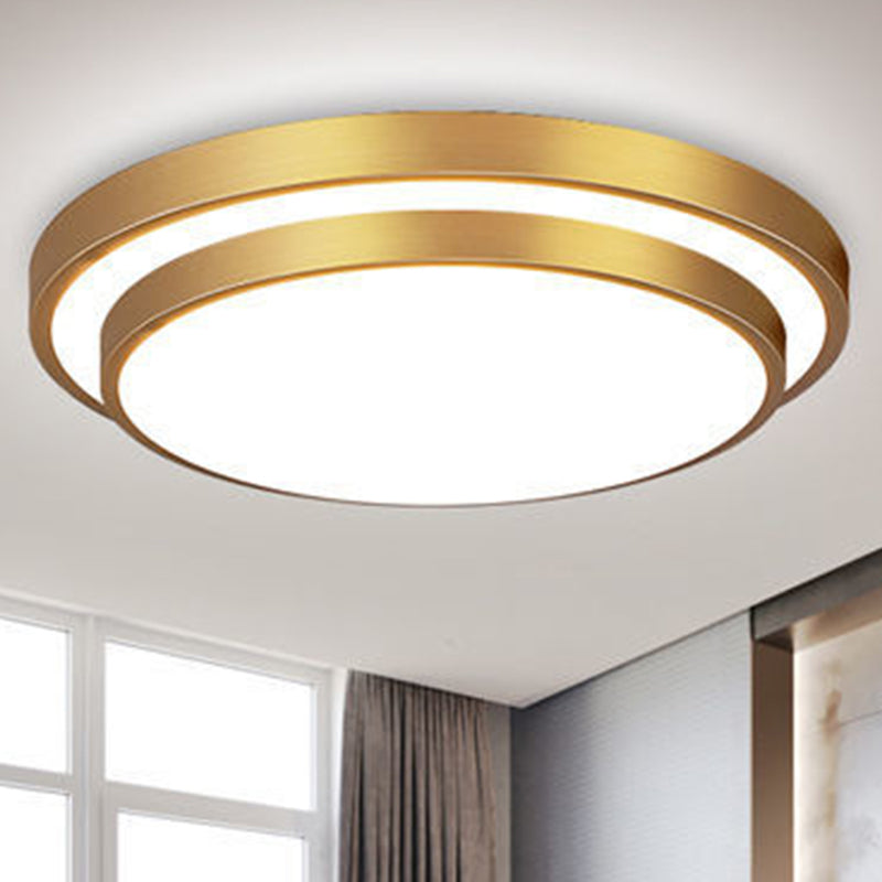 Round Living Room Flush Mount Light Fixture Metal LED Modern Flush Ceiling Light Fixture in Gold