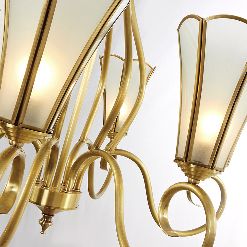 Gouden afwerking 6 lichten kroonluchter koloniale matglas bloemvormige plafond hanglamp met wervelde arm