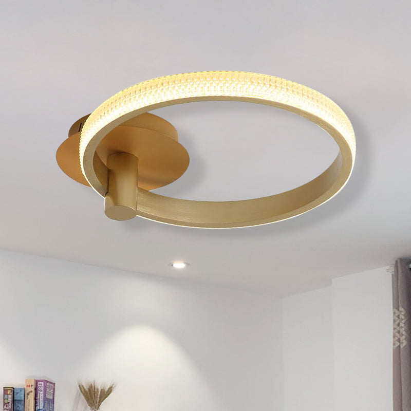 Minimalistische LED -Deckenringleuchte 18 "/22" W Acrylgold Schlafzimmer Halbflush -Halterung in warm/weiß/natürliches Licht