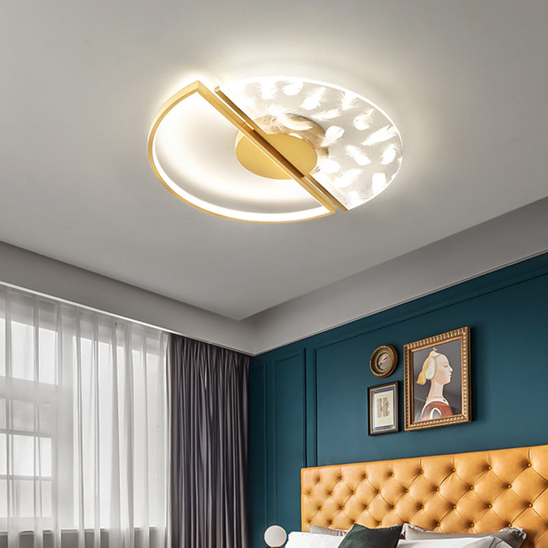 Circular Lacquered LED Flush Mount in Modern Concise Style Feather Acrylic Ceiling Fixture for Living Room