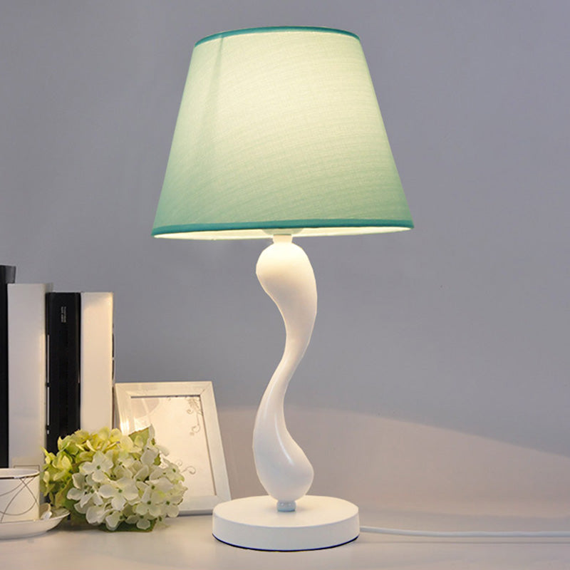 Nordic Style 1 Bulb Table Lamp Dolphin Shaped Base Nightstand Light with Lampshade