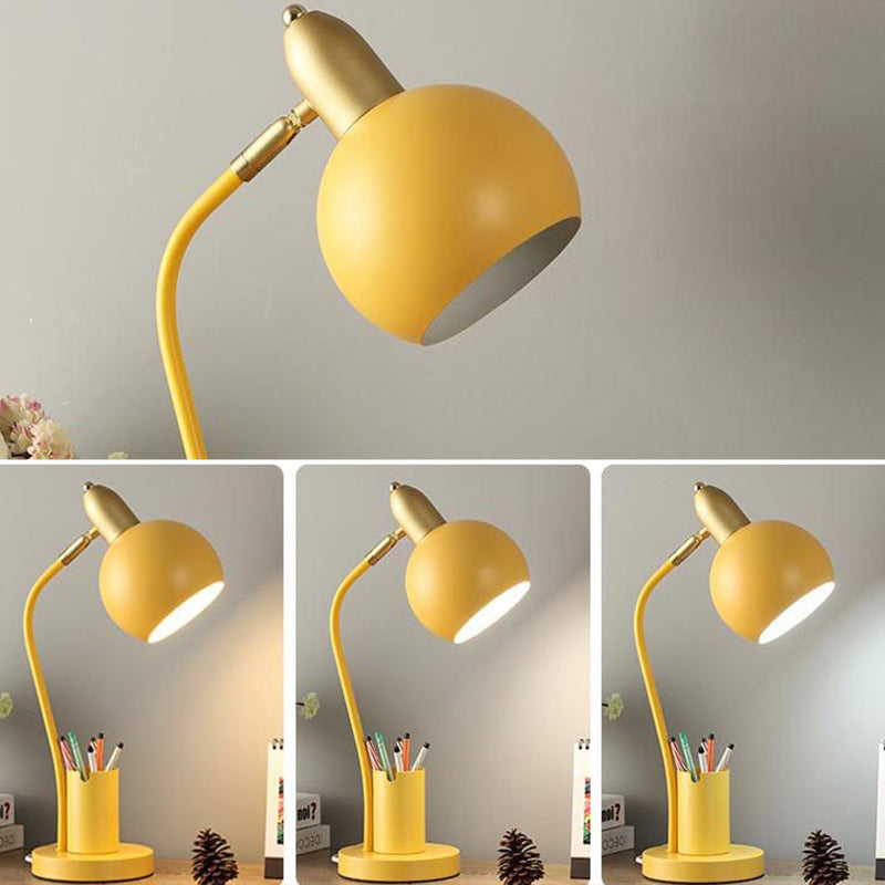 4 Color Optional Macaroon Style Desk Lamp Metal Dome Shade Studying Room Lighting Fixture with Pen Holder Design