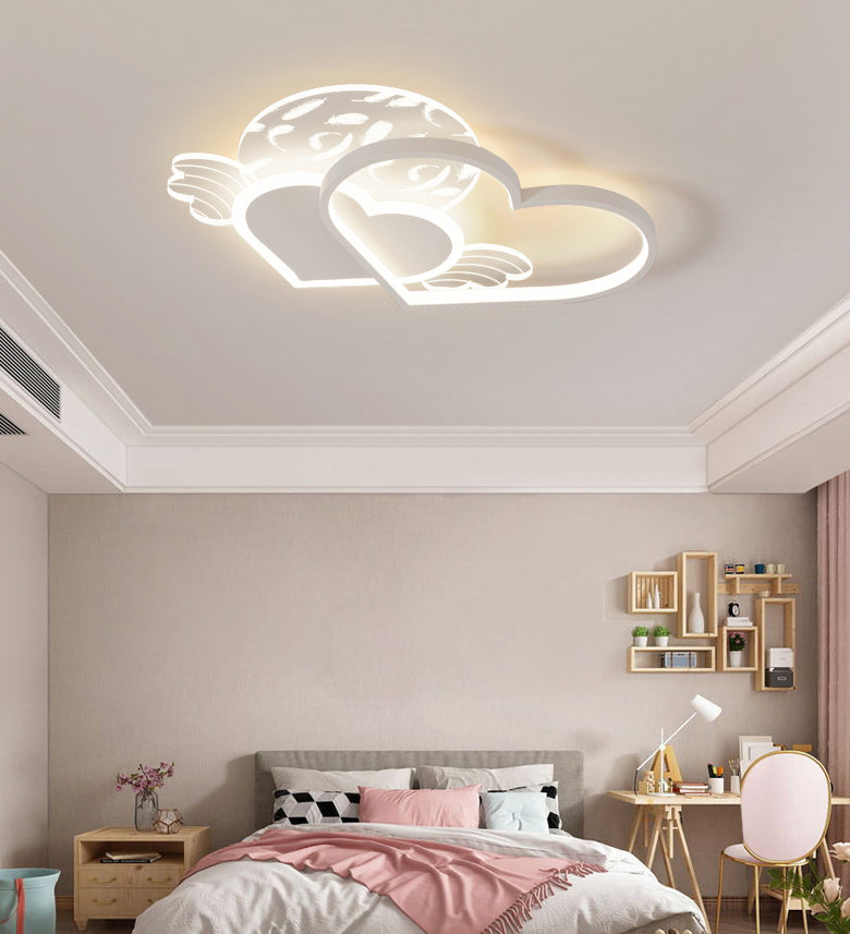 Cordiform Feather LED Semi Flush Mount dans le plafond acrylique de style romantique moderne pour chambre à coucher