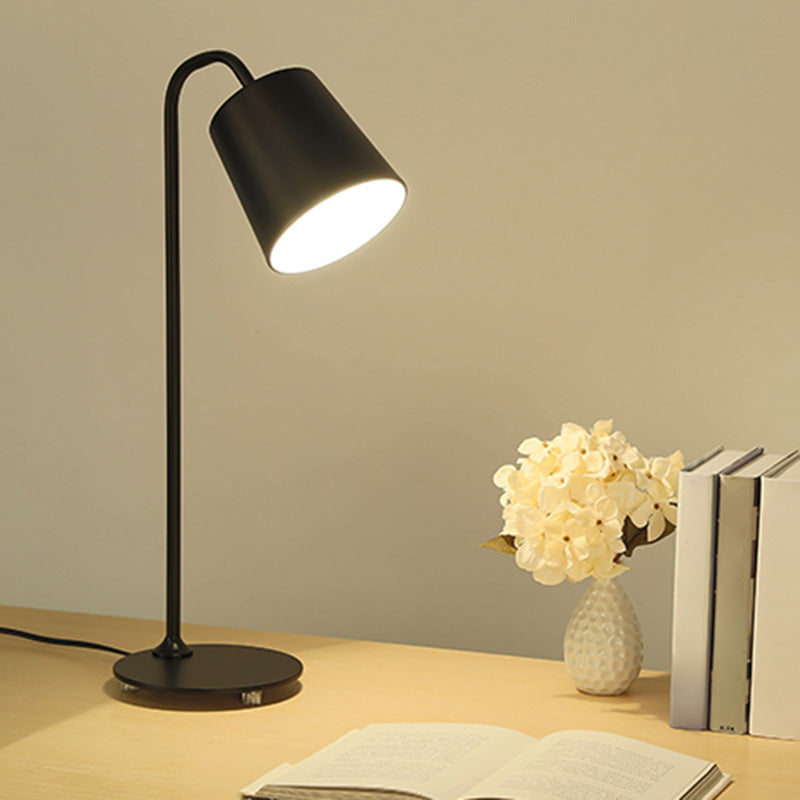 1-Bulb Bedside Reading Book Light Simplicity Night Table Lamp with Tapered Metal Shade