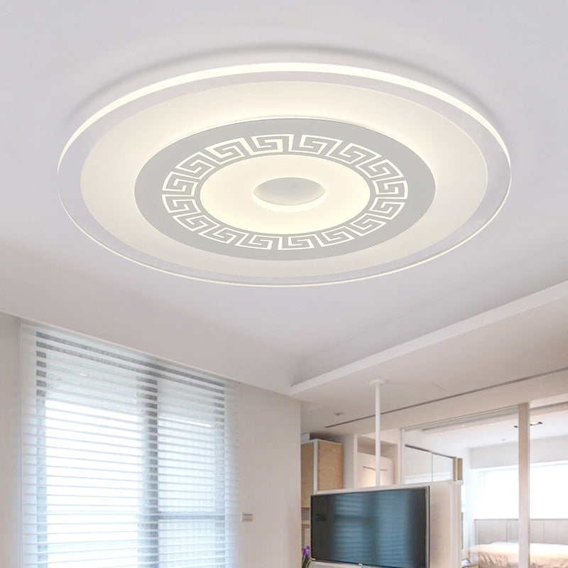 16"/19.5"/23.5" W White Disc LED Flush Lamp Chinese Style Ultrathin Acrylic Ceiling Flush Mount in Warm/White Light